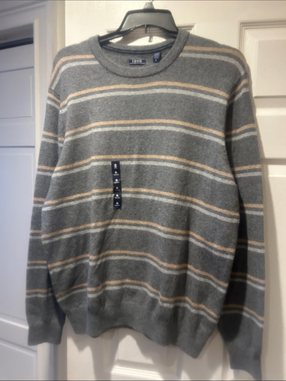 NWT Sz xl sweater by izod